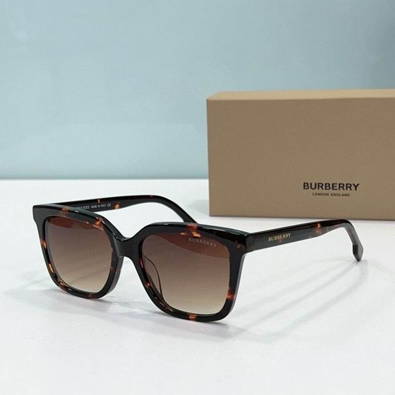 Burberry Sunglasses 340